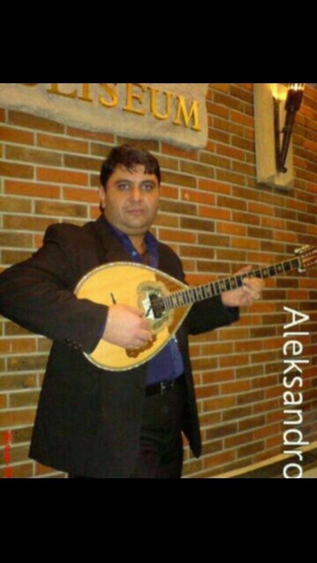  19370638  Aleksandros, 54 ,    