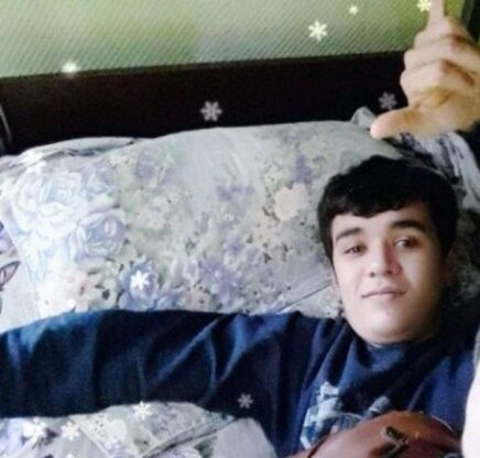  36670428  Abbos, 28 ,     