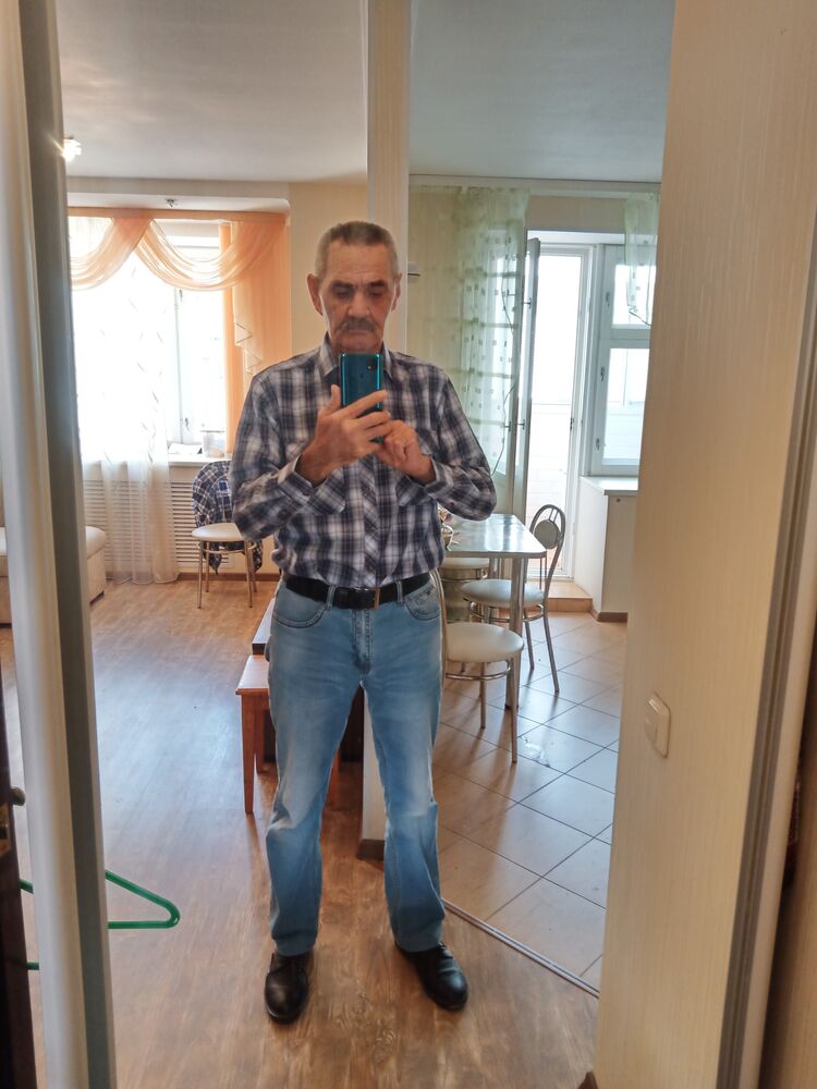  29832658  Vitaly, 67 ,    