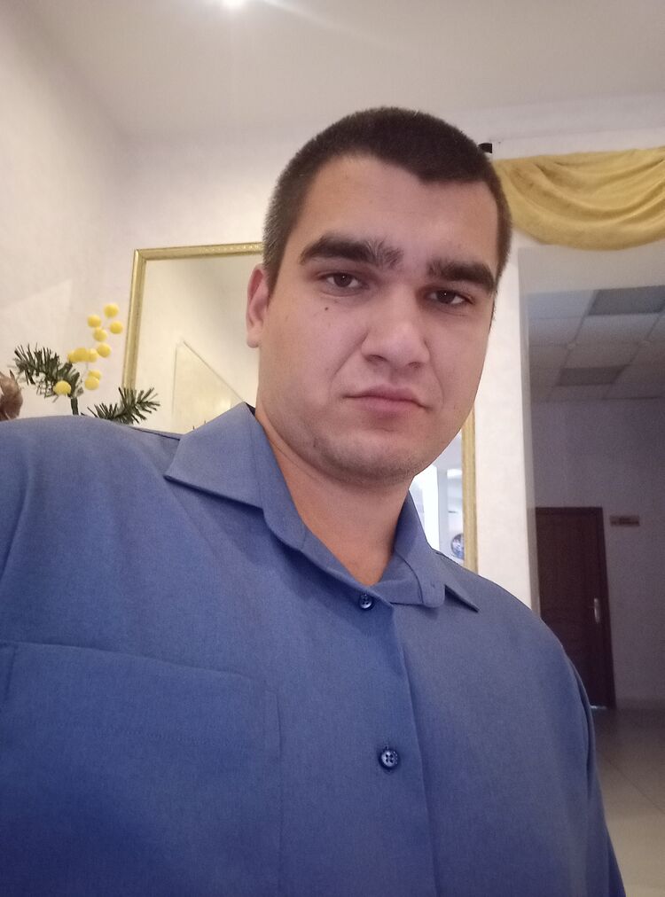  ,   Maxim, 26 ,   ,   
