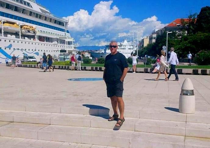  ,   Ringo, 67 ,   ,   , c 