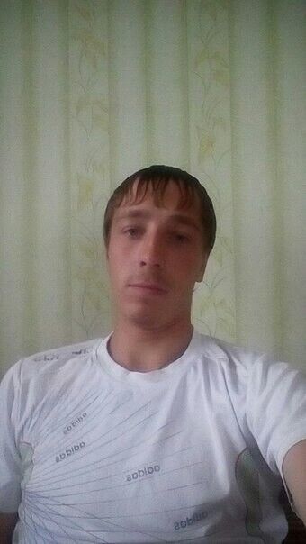  20521158  Sergei, 32 ,    -