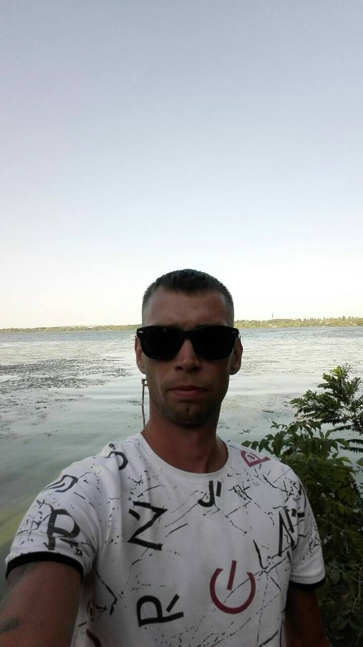  47817368  , 40 ,    
