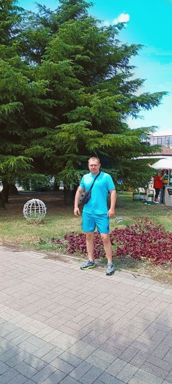  ,   Konstantin, 34 ,   ,   , c 