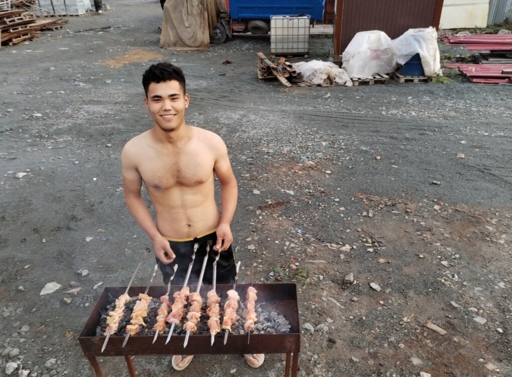  39039468  , 22 ,    