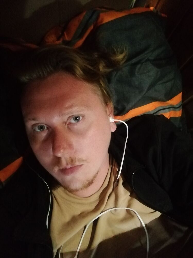  39204278  Aleksandr, 30 ,    