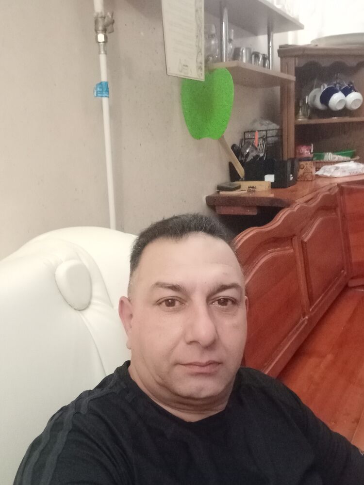  40200338  , 44 ,    