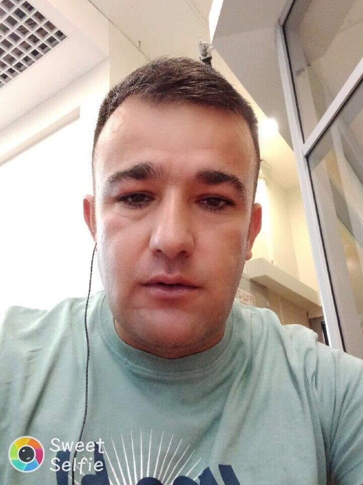  27745428   , 37 ,    