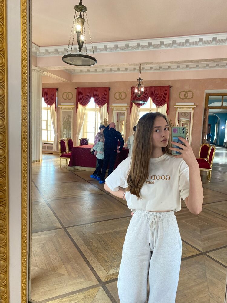  54579348  , 24 ,    -