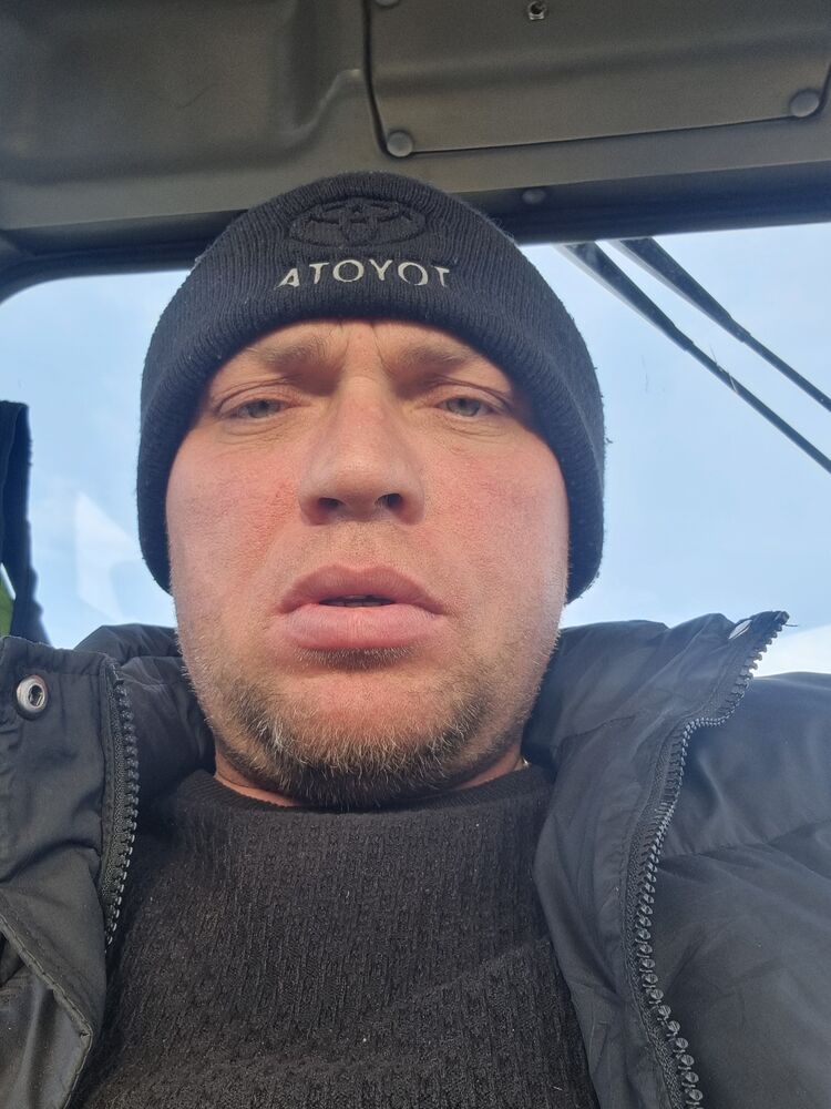  42943958  , 41 ,    
