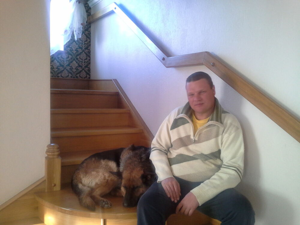  6381998  Oleg, 47 ,    