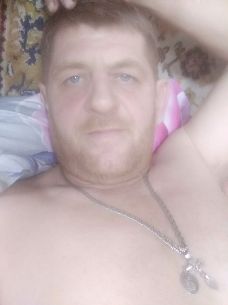  39726498  Igor, 41 ,    