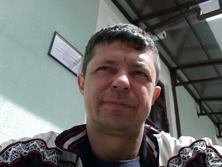 ,   Vlad, 47 ,   