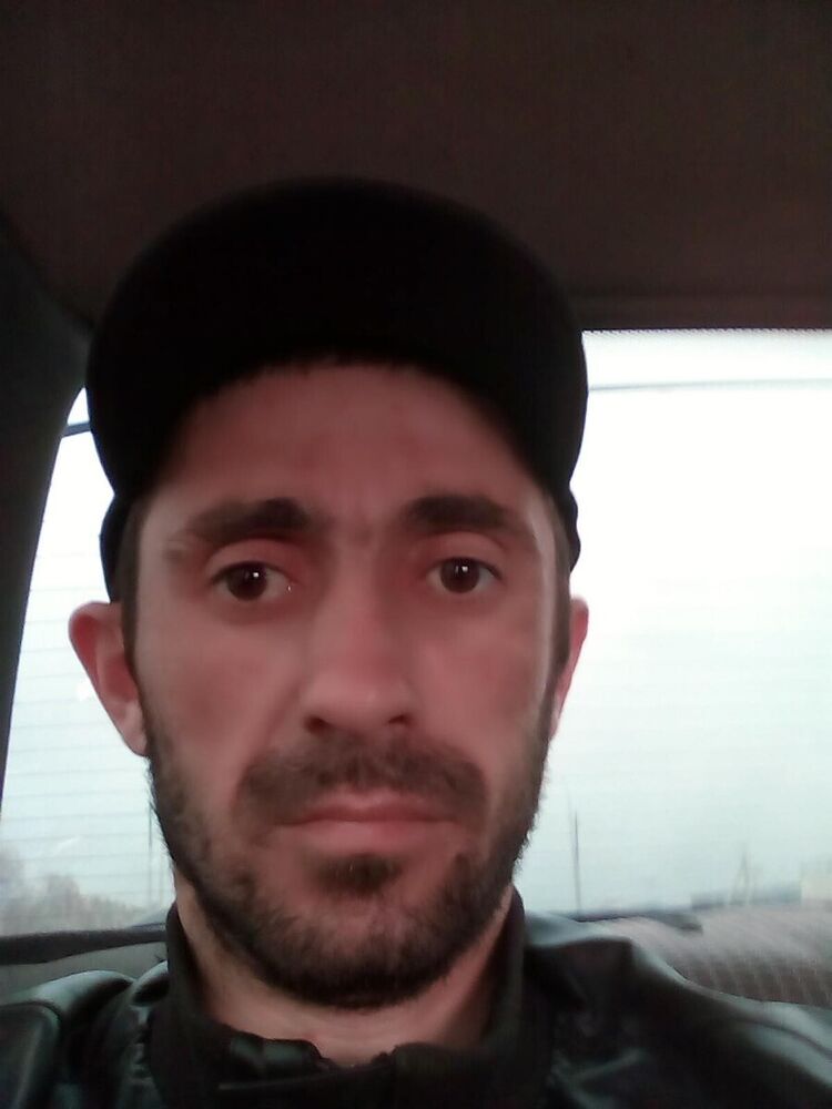  22251598  Aram, 39 ,    