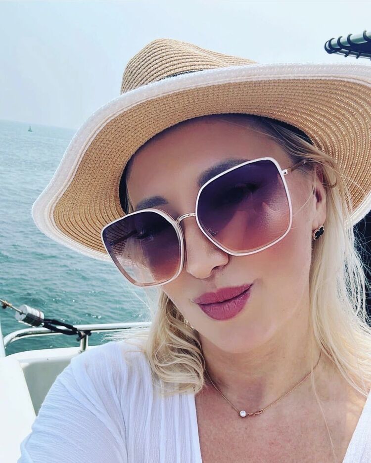 ���������� �����, ���� ������� Ella, 34 ����, ������������ ��� c�������� ���������