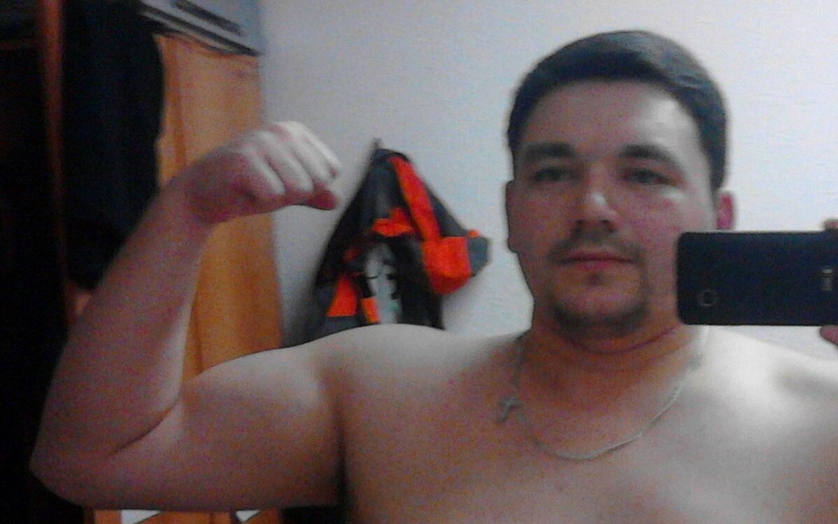  8987528  , 40 ,    