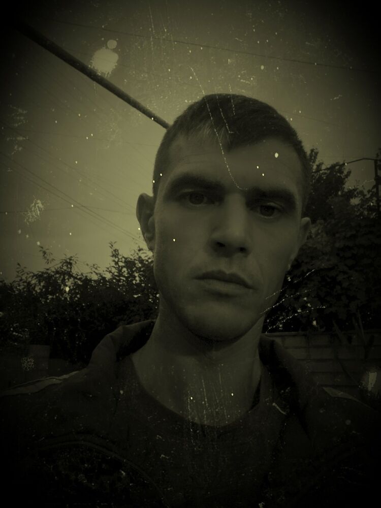  15391778  Sasa, 44 ,    