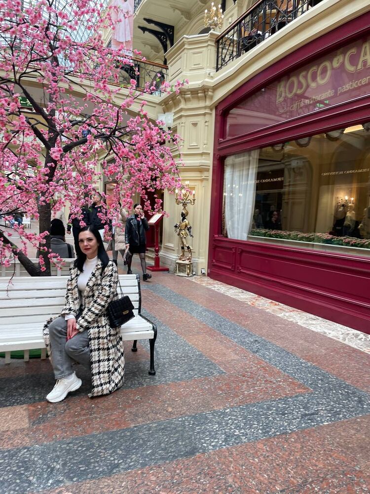 ,   Elena, 34 ,   ,   