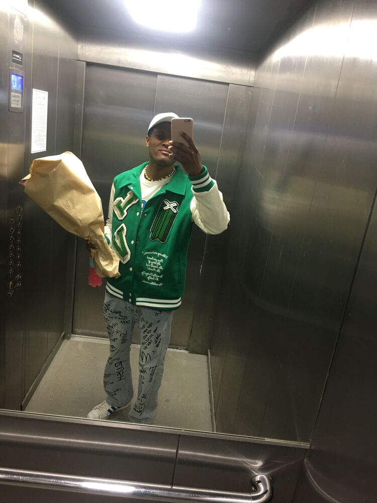  ,   Clinton, 27 ,   ,   