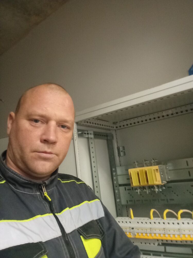  54458648  , 39 ,    -