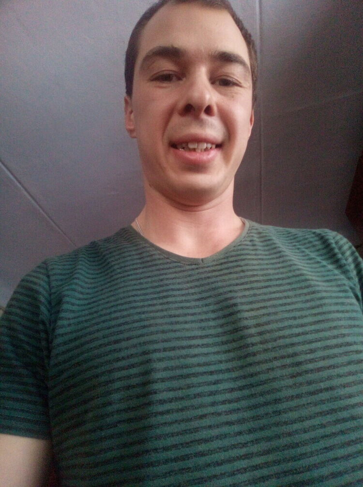  21956688   , 31 ,    