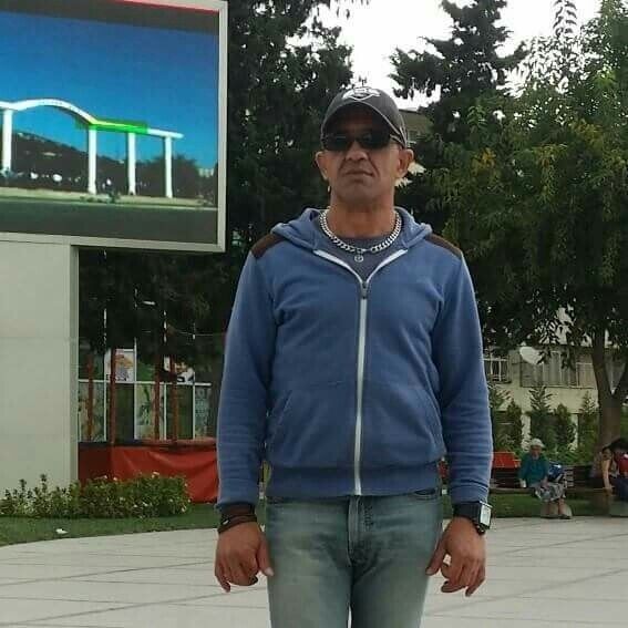  18777688  Rufo, 52 ,    