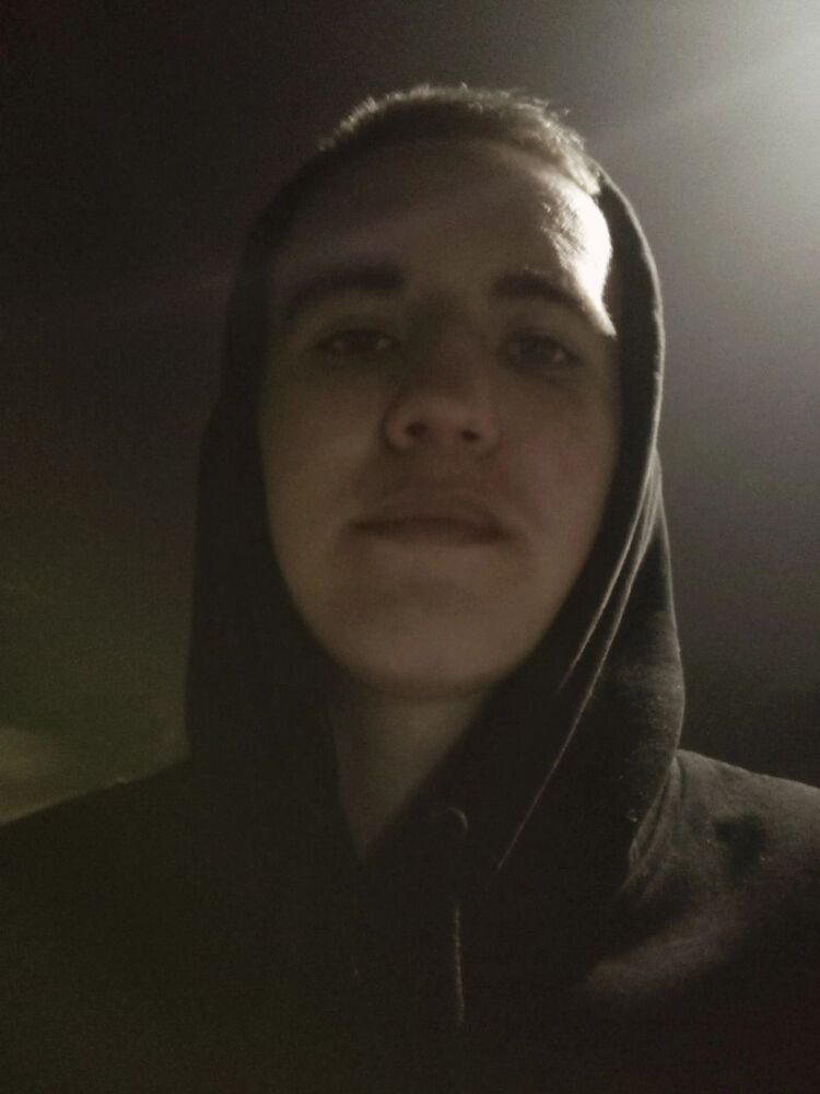  49762578  , 18 ,    