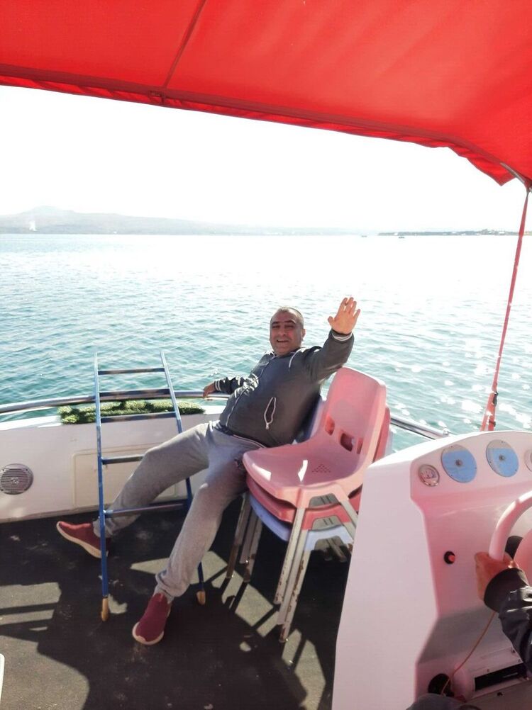  ,   Robert, 49 ,   ,   