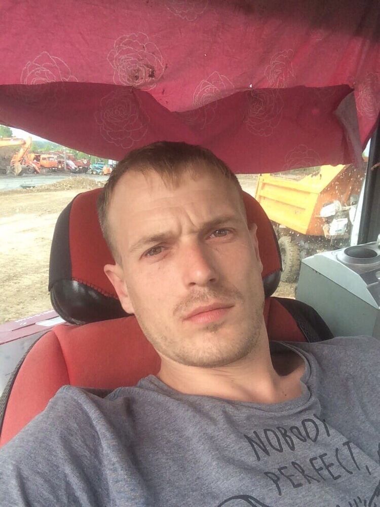  ,   Evgeny, 37 ,   ,   