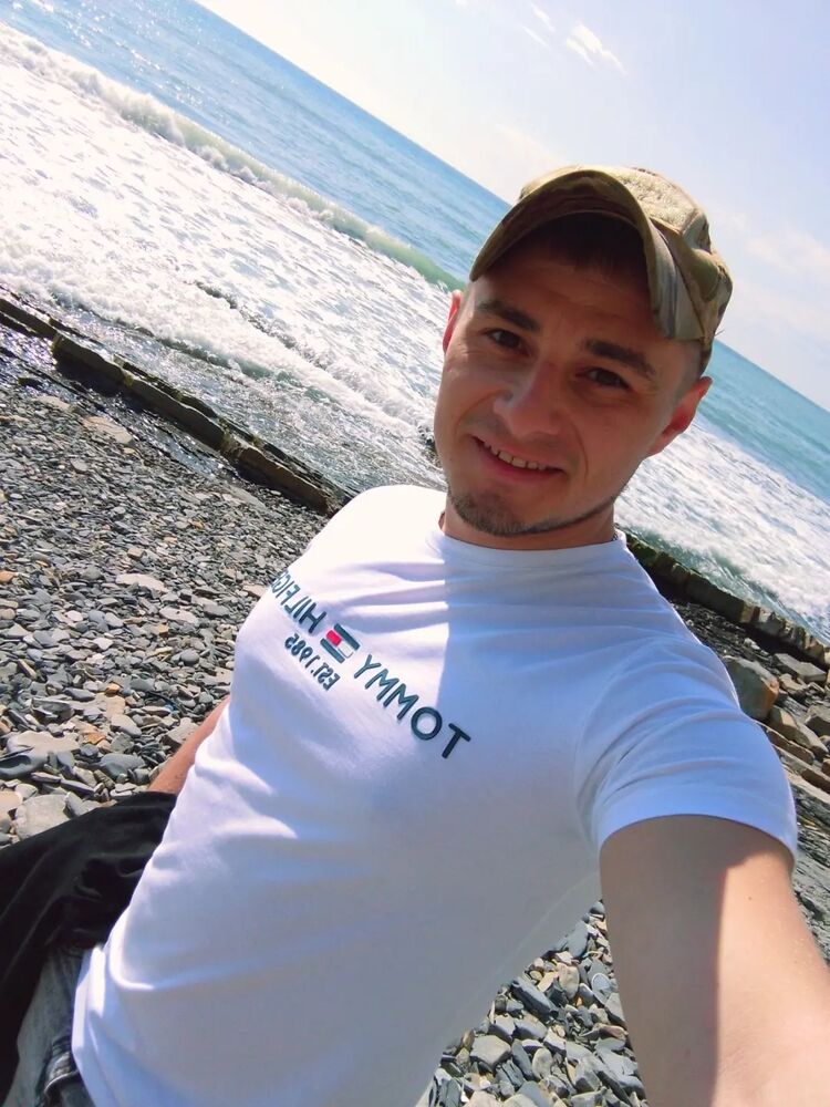  52826588  Vladislav, 31 ,    