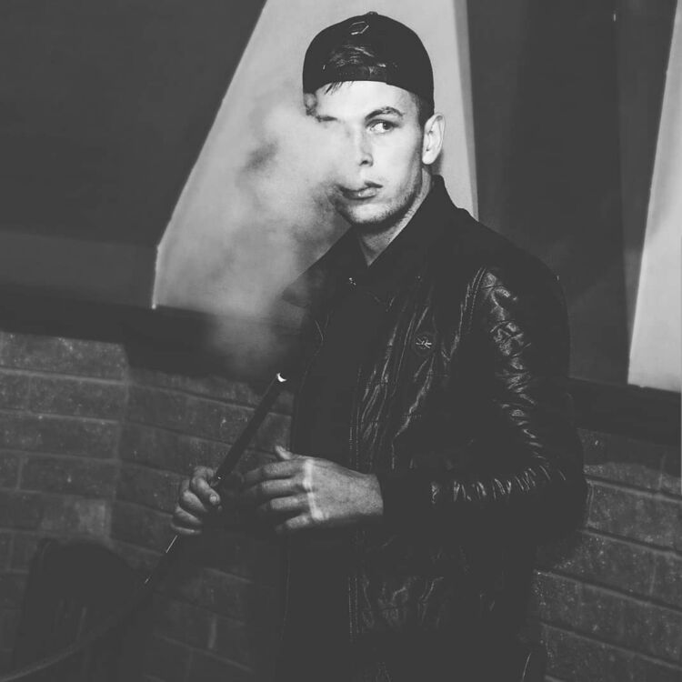  28747418  Vanya, 29 ,    