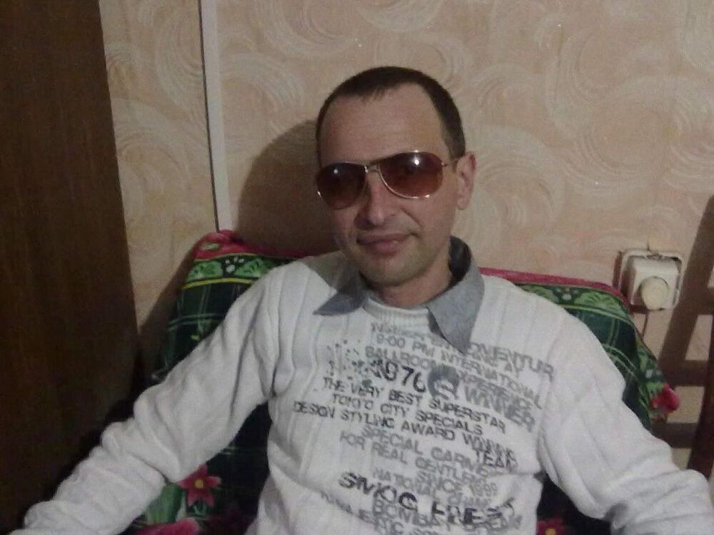  47374958  Stefan, 53 ,    