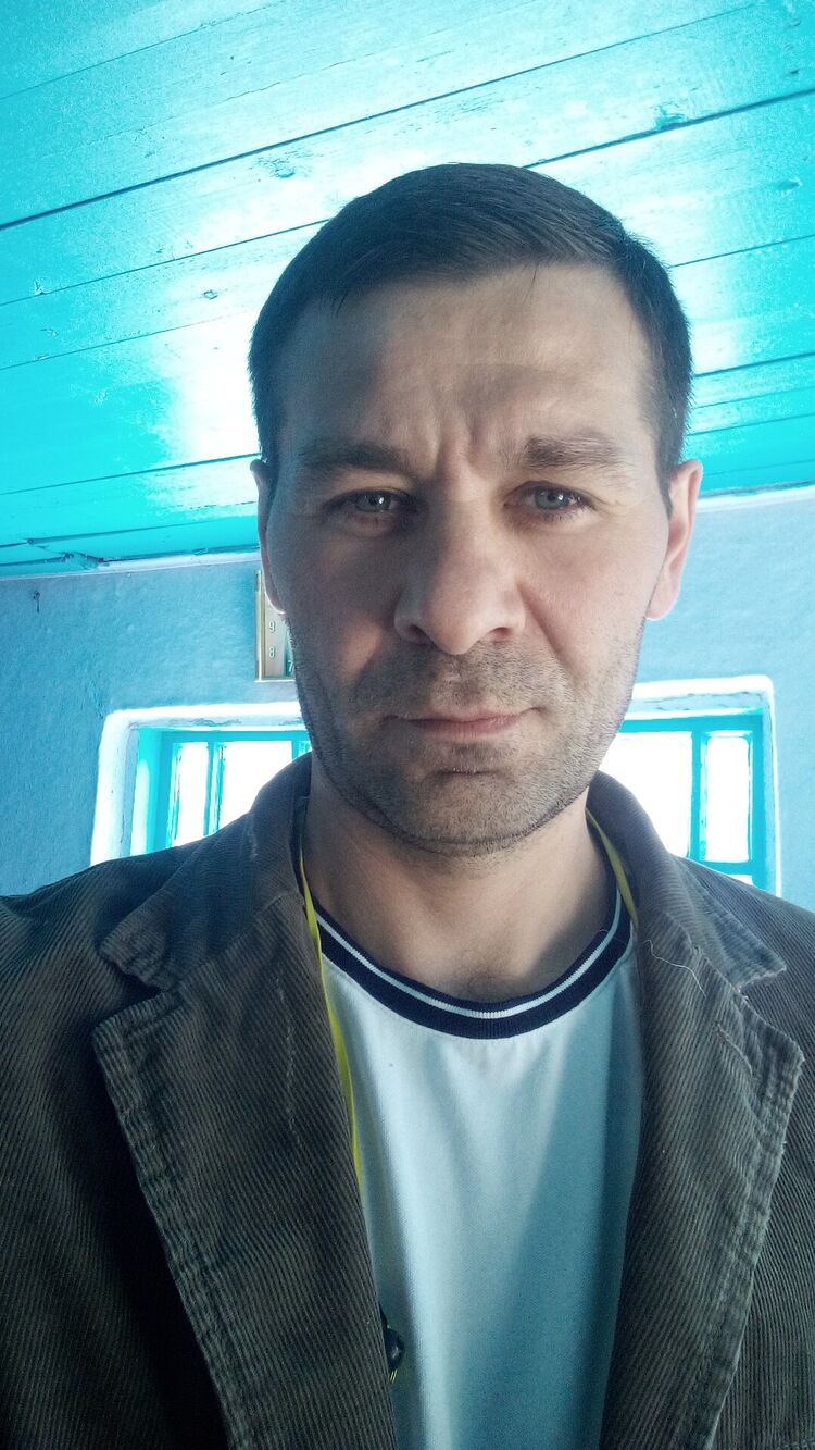  22956888  Vinsent, 47 ,    -