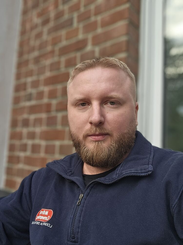  51611268  , 30 ,    Monchengladbach