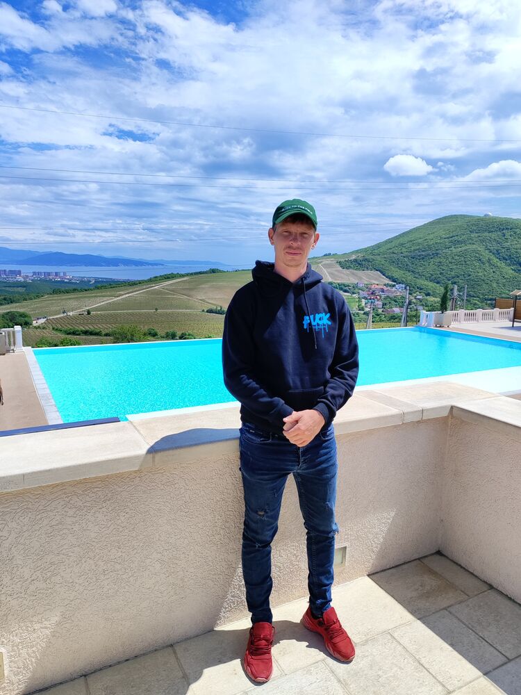  ,   Nikolay, 36 ,   ,   , c 