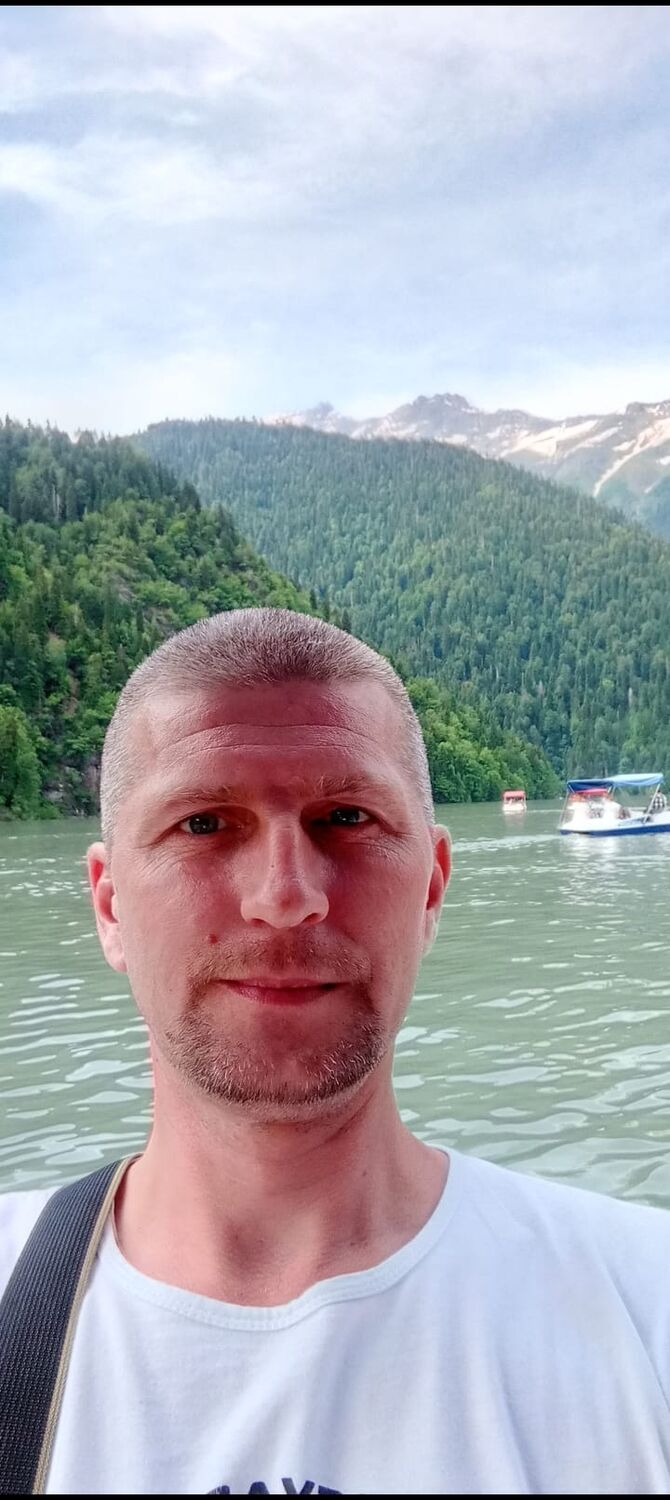  40610818  Dmitry, 42 ,    