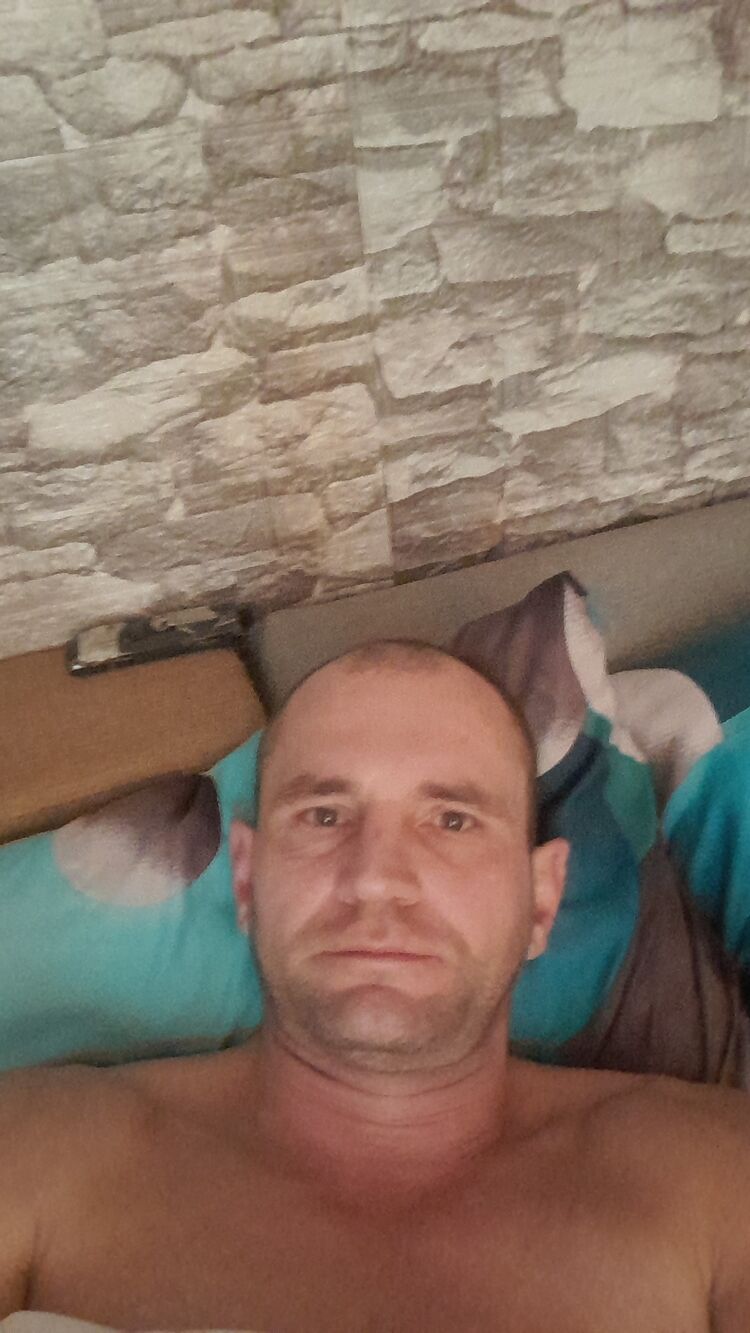  48903368  , 40 ,    