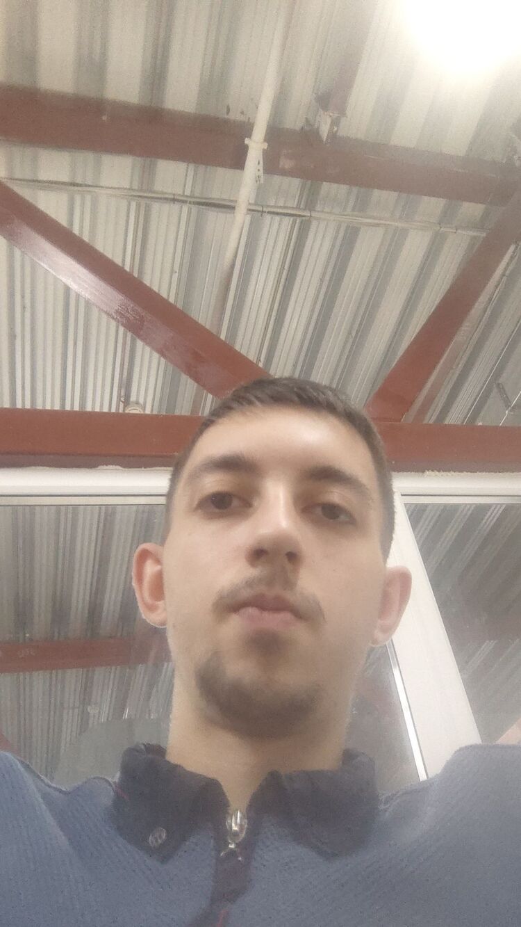  31995768  , 24 ,    