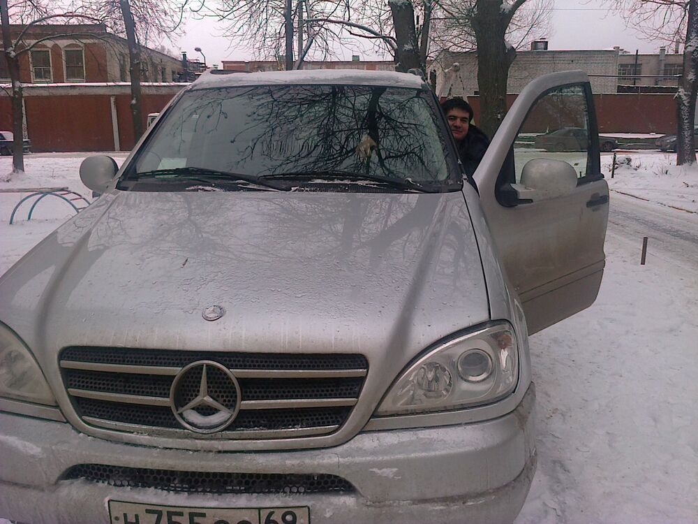  ,   Ahmedjon, 32 ,   ,   , c 