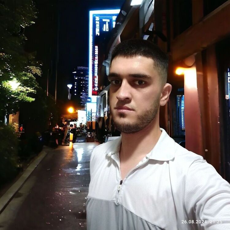  45748388  Savriddin, 28 ,    