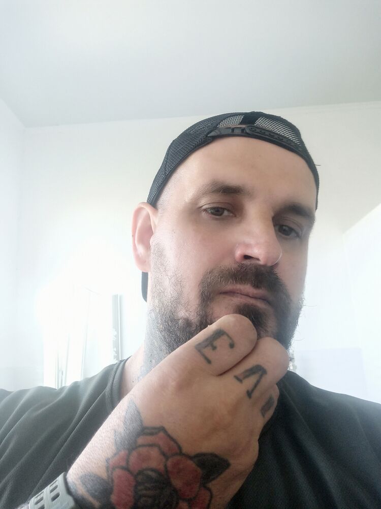  46361058  , 37 ,    
