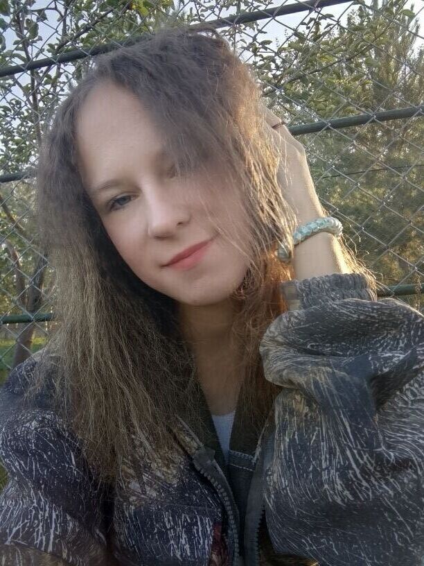  47393578  Oksana, 19 ,    
