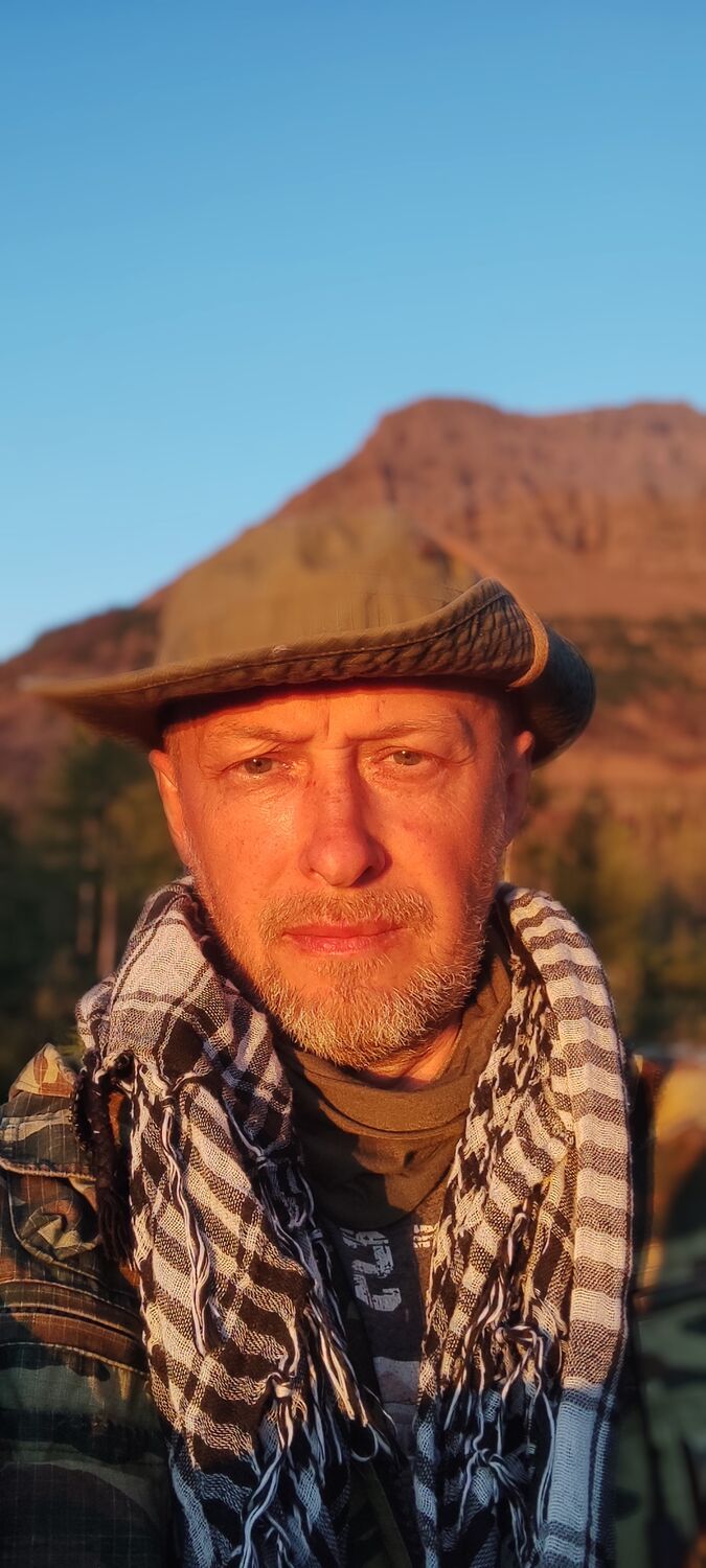  37225038  Igor, 50 ,    