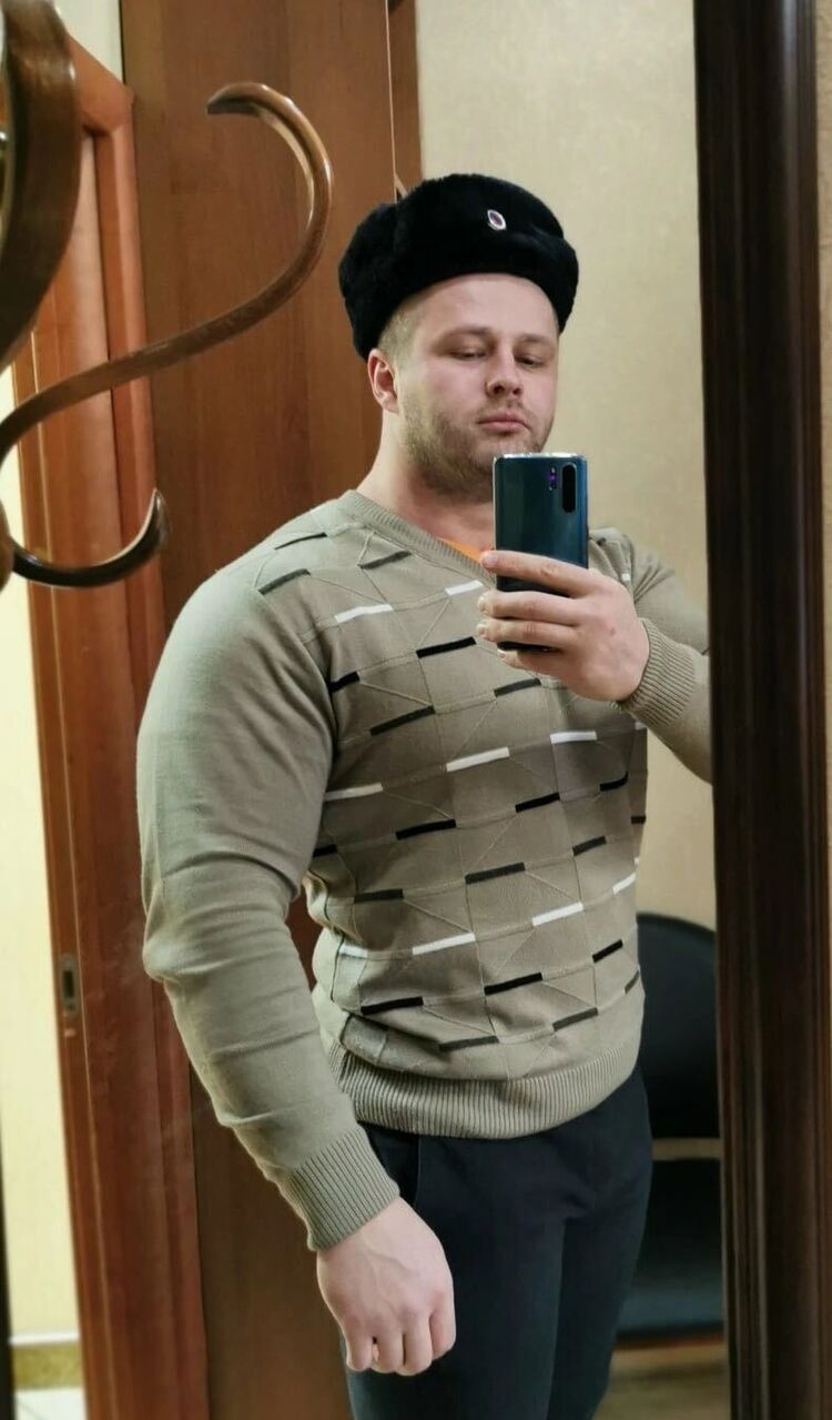  51899868  , 37 ,    
