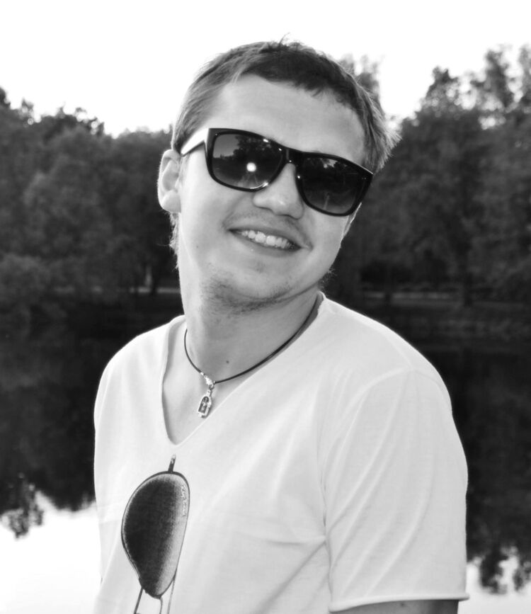  4607728  Piter, 37 ,    