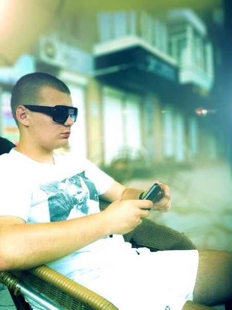  3996958  Andrei, 39 ,    