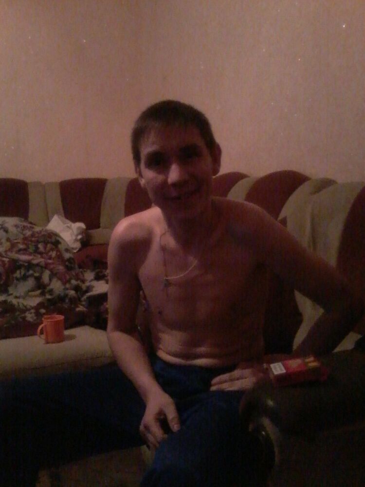  5700248  Igor, 48 ,    