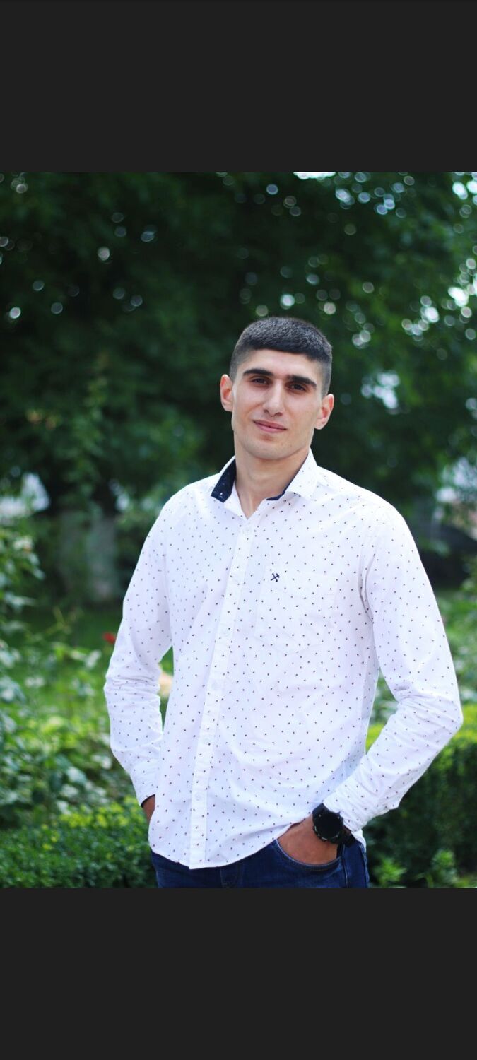  ,   Fazik, 26 ,   ,   
