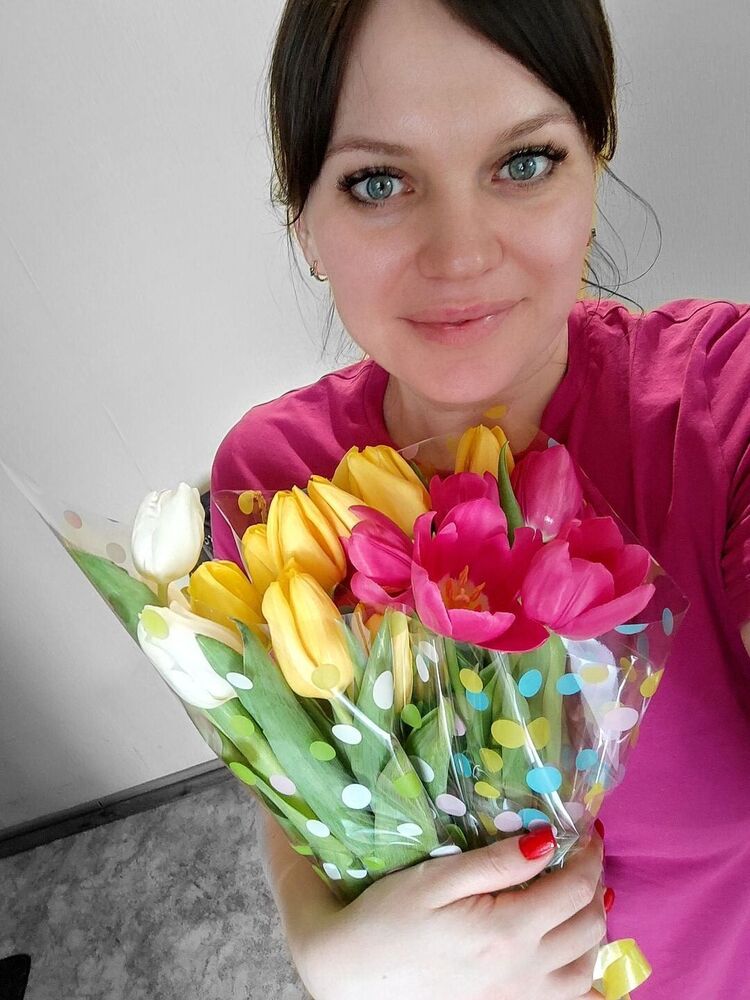  ,   Ksenia, 33 ,   ,   