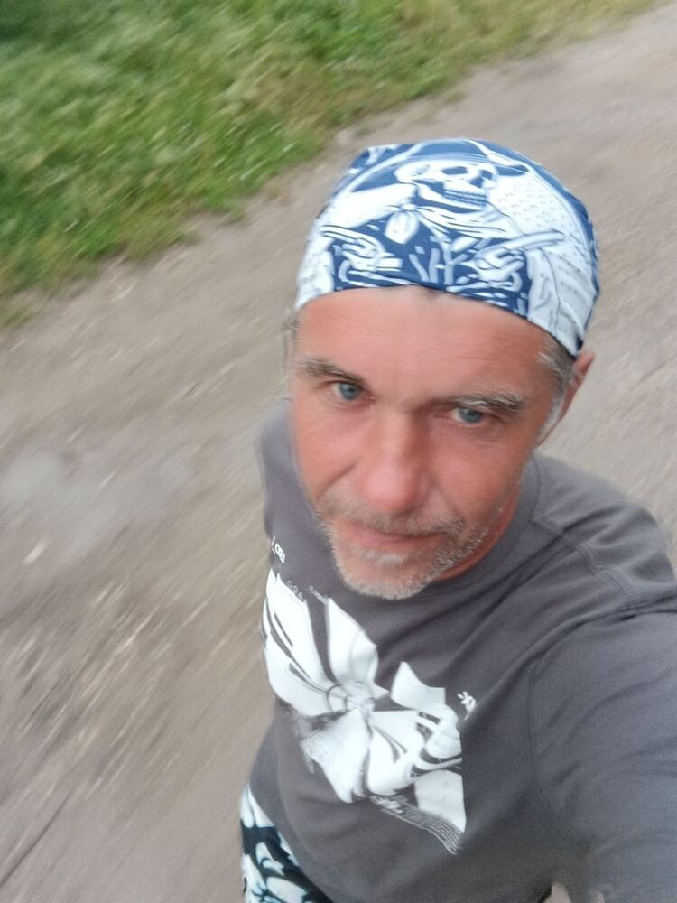  35343418  Snake, 52 ,     